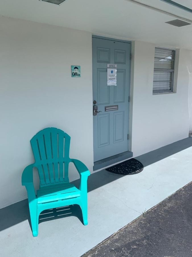 Caribbean Shores Jensen Beach Motel Exterior photo